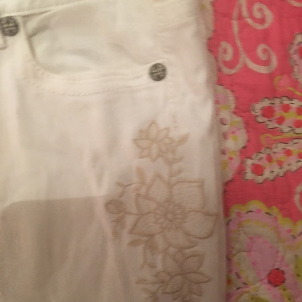 Miss Me White Jeans